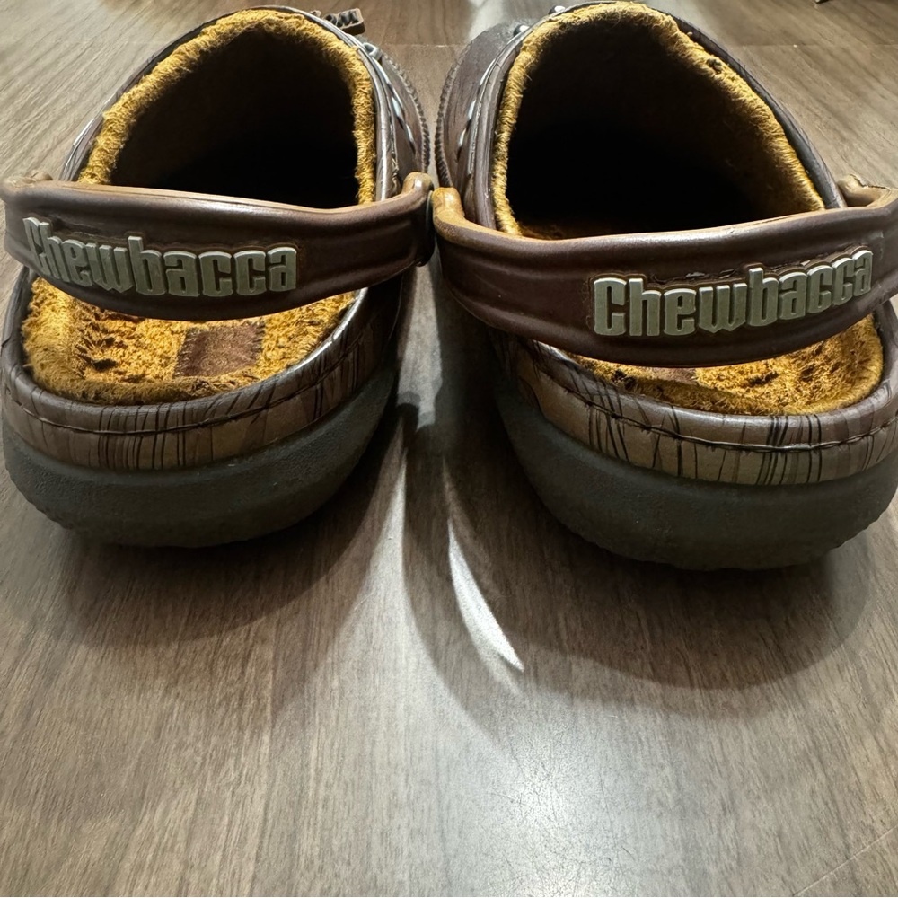 Crocs Star Wars Chewbacca Classic Lined Clog Espresso 2023 Size M5‎ / W7 Jibbetz - Picture 5 of 7